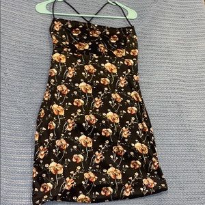 open back, floral, black dress.